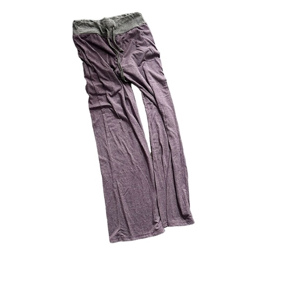 NWT Nevermore Raven pajamas size medium - Picture 3 of 4